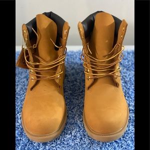 Mens timberland construction boots size 9.5